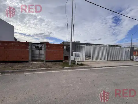 Casa en Venta en Plottier, USD 165.000