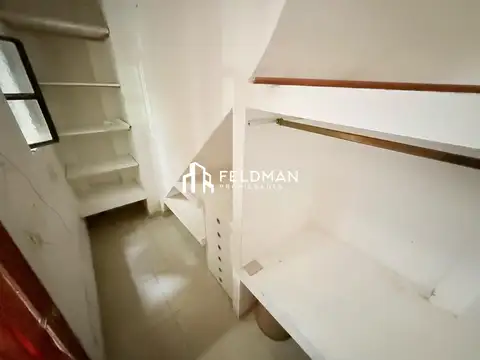 Depto Tipo Casa en Alquiler 50 años