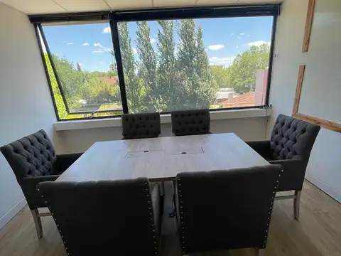 OFICINA ALQUILER EN LOMAS DE SAN ISIDRO