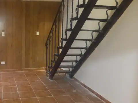 Azcuénaga 900, Piso PB