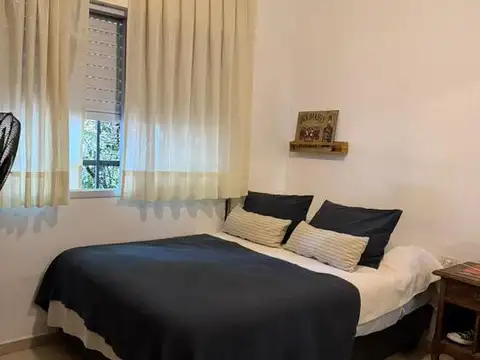 Casa 6 ambientes con 2 baños
