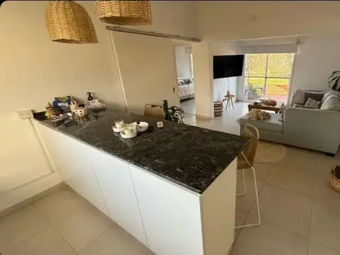 Casa en Alquiler en Villa La Ñata, USD 1.000