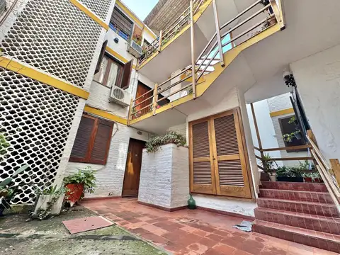 Departamento de tres ambientes a la venta en La Lucila.