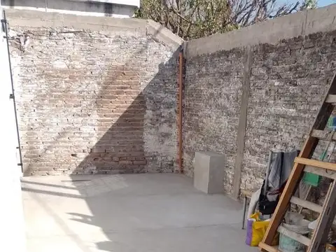 Depto Tipo Casa 3 ambientes con 1 baño