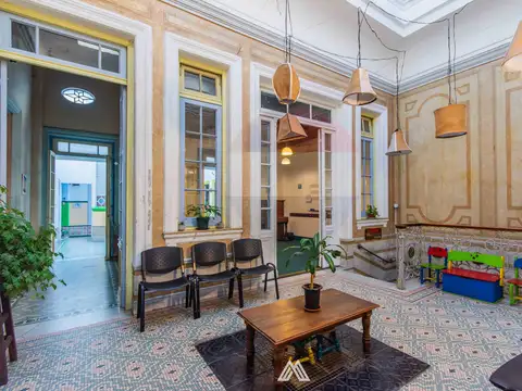 Casa 9 ambientes con 1 baño