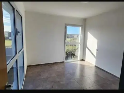 Depto Tipo Casa en Venta con 1 cocheras