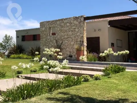 Lote en Venta en Santa Rita Barrio Privado