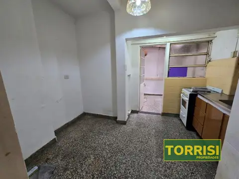 Escalada 1700 , Piso PB