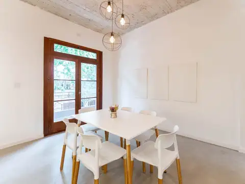 Depto Tipo Casa en Venta en Villa del Parque, USD 235.000