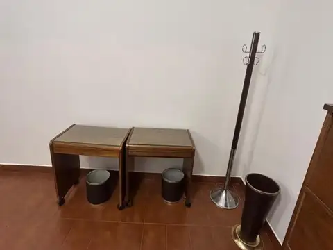 Oficina en Alquiler en Lomas De Zamora, $ 300.000