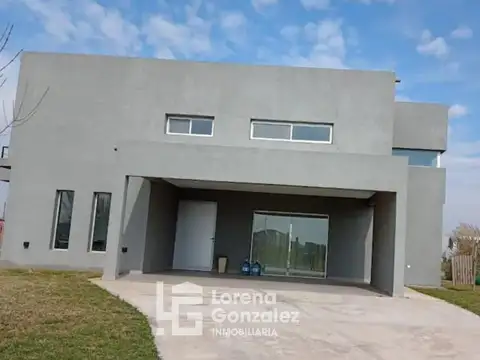 Casa en Alquiler de 4 dormitorios