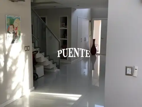 Saint Thomas- Canning - Esteban Echeverria - Casa - Venta