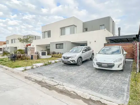 Casa en Venta - 3 dormitorios -