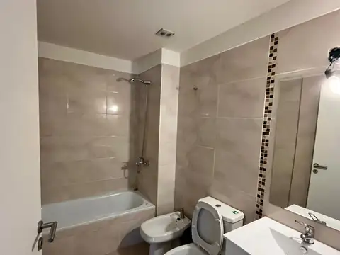 Blanco Encalada 5600, Piso 4