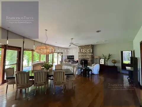 Casa 5 ambientes con 2 baños