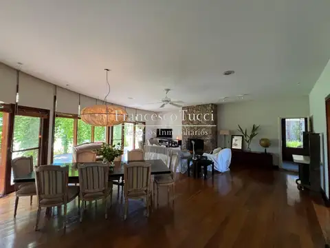 Casa en Venta al Oeste