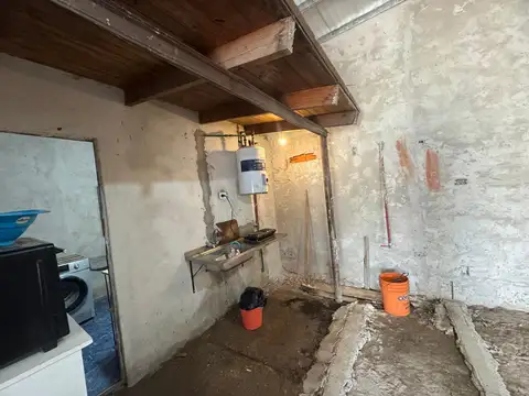 CASA MONOAMBIENTE EN JOSÉ C. PAZ