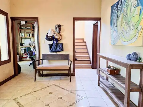 CASA EN VENTA santa Silvina YA
