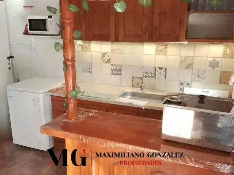 Casa 4 ambientes con 1 baño