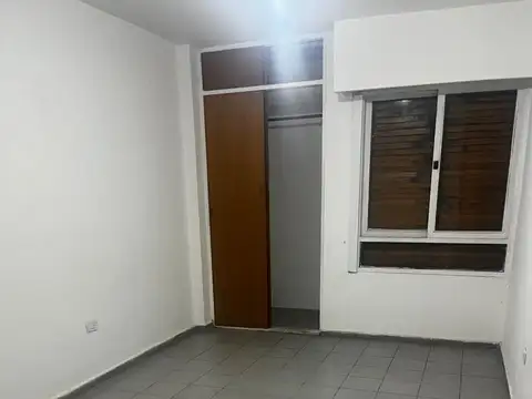Departamento en Alquiler en Centro, $ 300.000