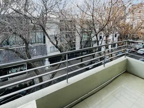 Departamento en Alquiler en San Isidro Vias / Rolon, $ 850.000