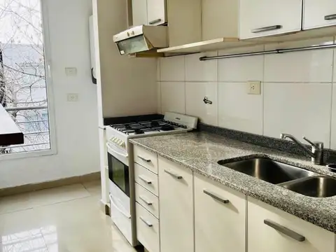 Departamento en Alquiler con 1 cocheras