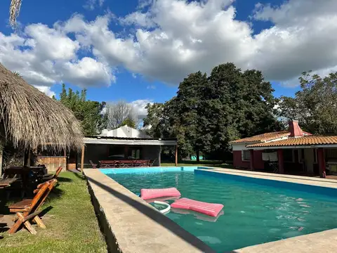 CASA QUINTA 4 AMBIENTES LA REJA 4700 5 LOTES EVENTOS