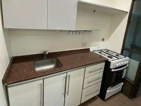 Cerviño 3900, Piso 1