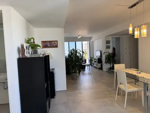 VENTA DEPARTAMENTO DE 4 AMBIENTES AL FRENTE EN CABALLITO, 2 AÑOS DE ANTIGUEDAD, AMENITIES, COCHERA