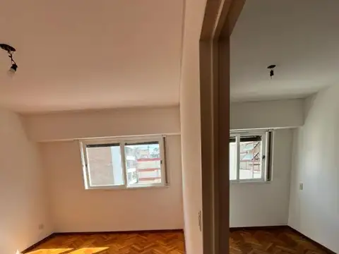 Amenabar 2500, Piso 9no