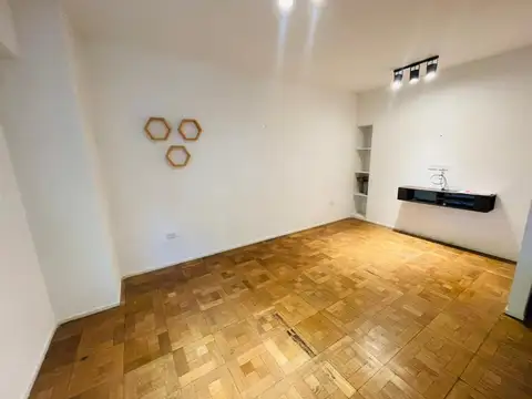 Depto Tipo Casa en Alquiler de 2 ambientes