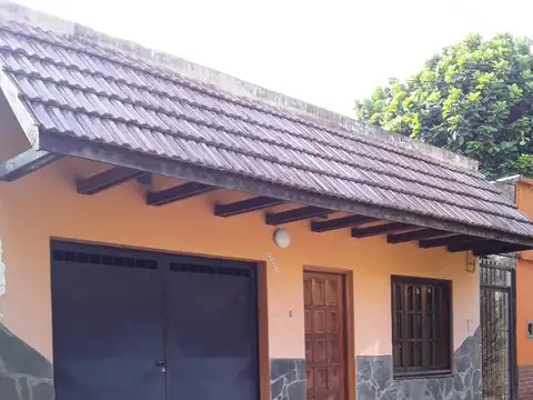 CFA224 - CASA EN ALQUILER CON AMPLIO PATIO VERDE - 2 DORMITORIOS - AV. MAIPÚ Y URUGUAY