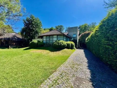 Casa en Venta en Highland Park Country Club, USD 490.000