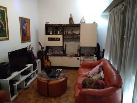 Depto Tipo Casa en Venta en Ramos Mejia, USD 85.000