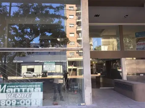 Local en Venta en Chacarita, USD 279.000