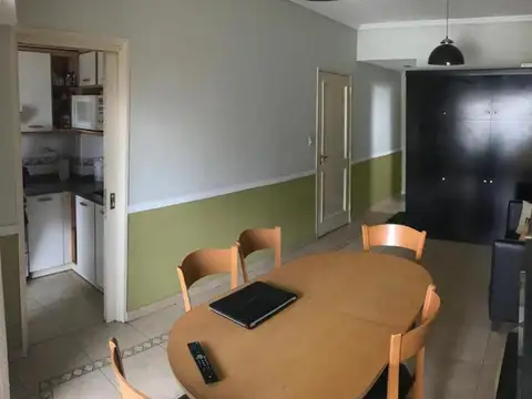 2 AMBIENTES - BANFIELD ESTE CENTRO - VENTA 2°B