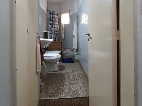 DUPLEX4amb VENTA Hurlingham Barrio Cartero PERMUTA