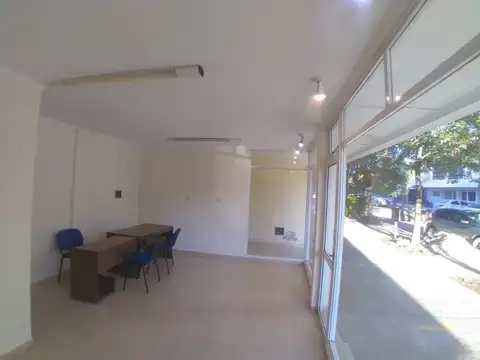 CALLE 3 CORNELIO SAAVEDRA 200, Piso P.B.