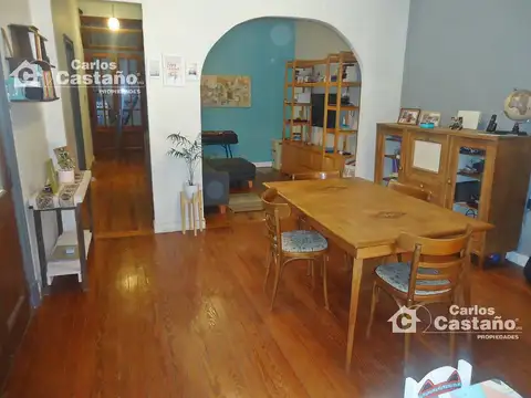 Excelente PH 5 Amb al frente con cochera/patio/terraza en Florida Mitre