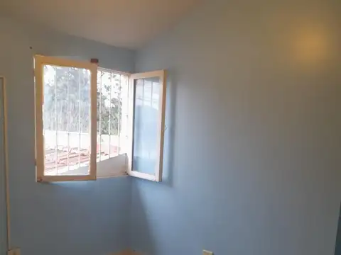 Casa en Alquiler con 1 cochera