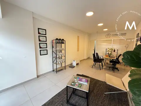 Oficina Monoambiente con 2 baños