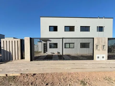 Casa en Venta en Gonnet [Cod: 486]