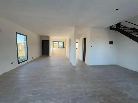 Casa en Venta en Gonnet [Cod: 486]
