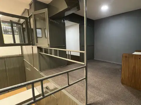 Oficina en Venta 50 años