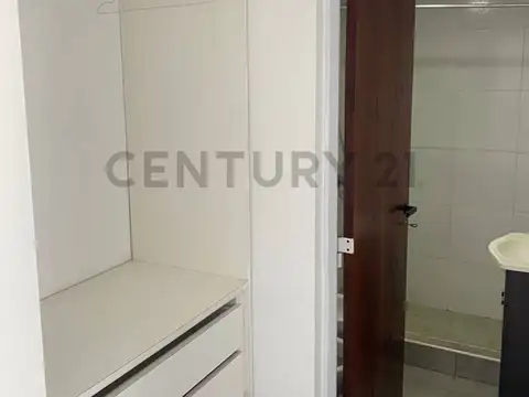 Monoambiente con cochera en venta La Plata apto banco