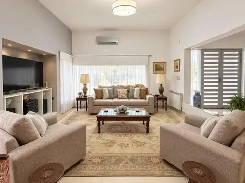 Casa en Venta Valle Escondido Los Cielos