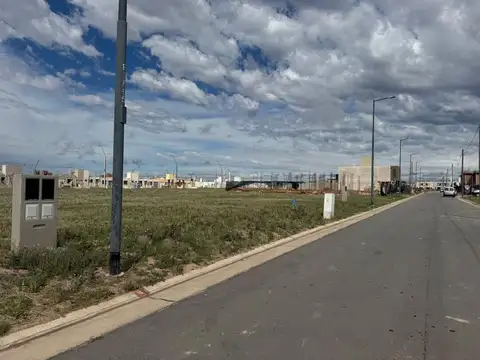 VENTA LOTE EN CAMPOS DE MANANTALES APTO DUPLEX