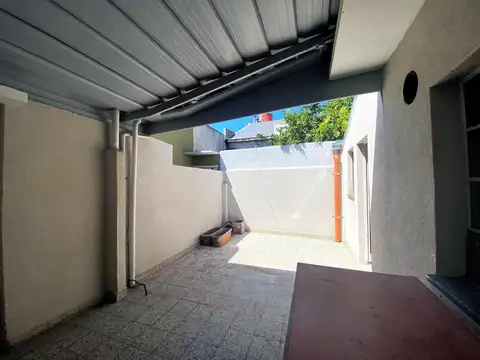 Depto Tipo Casa en Venta de 1 dormitorio