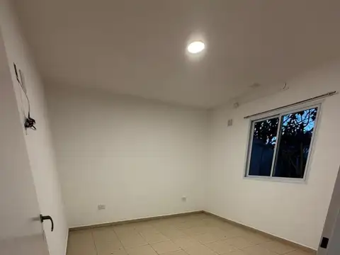 Depto Tipo Casa en Alquiler de 1 dormitorio