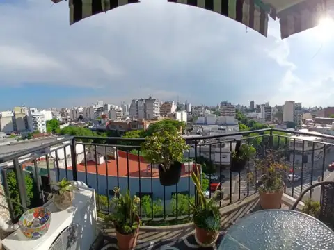 Semipiso Alto 3 Amb C/dep con Hermosas Vistas Abiertas en Venta en Villa Crespo